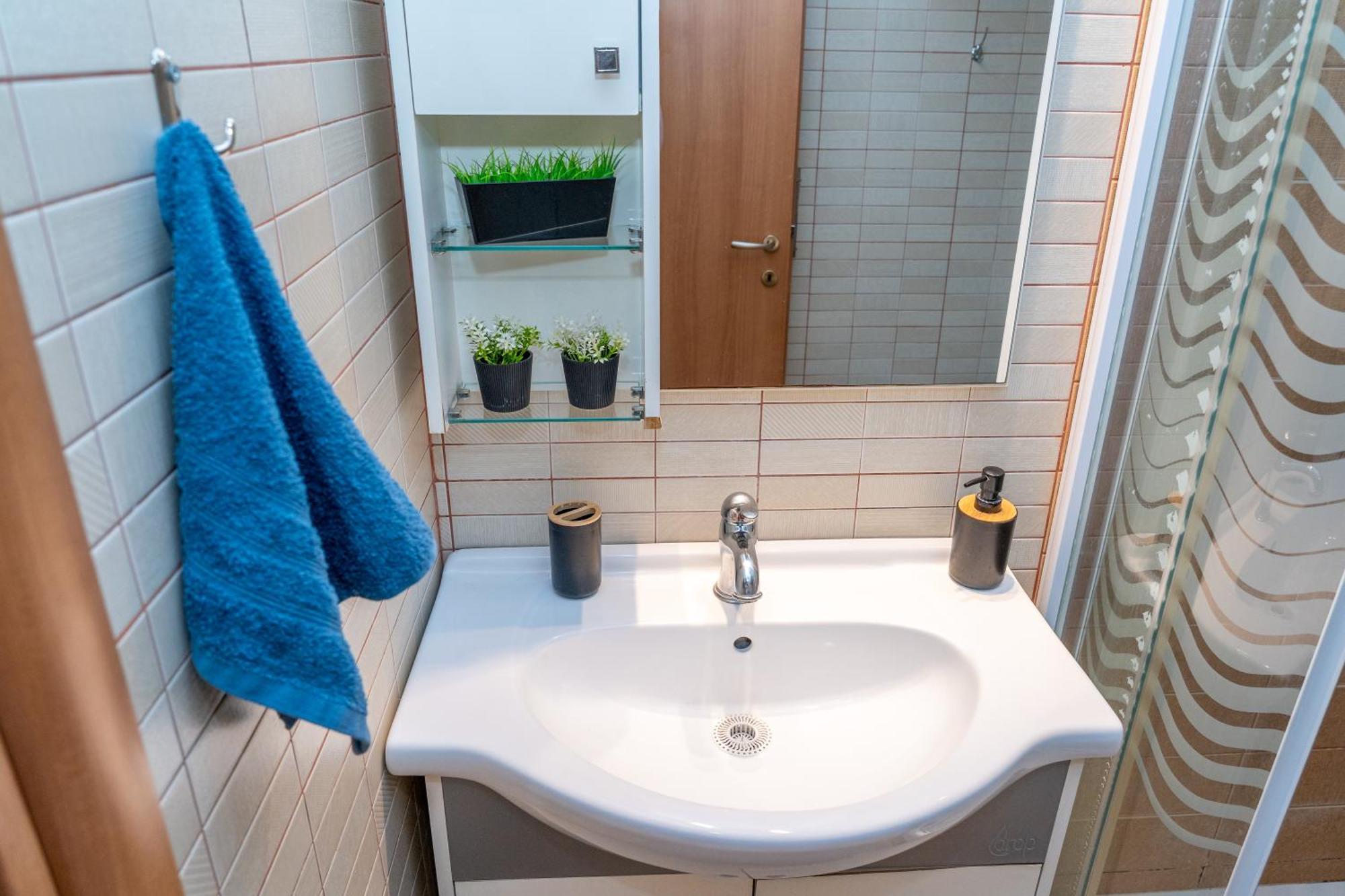 Modern Apt Upon Tsimiski テッサロニキ エクステリア 写真