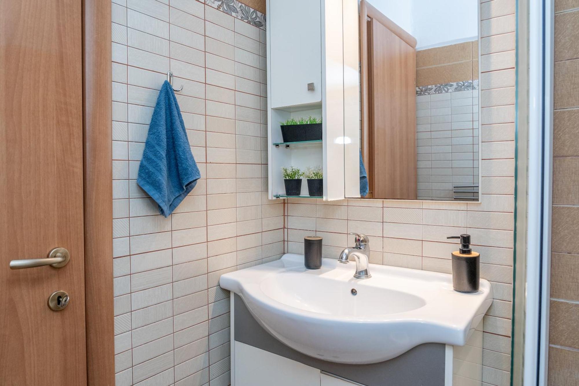 Modern Apt Upon Tsimiski テッサロニキ エクステリア 写真
